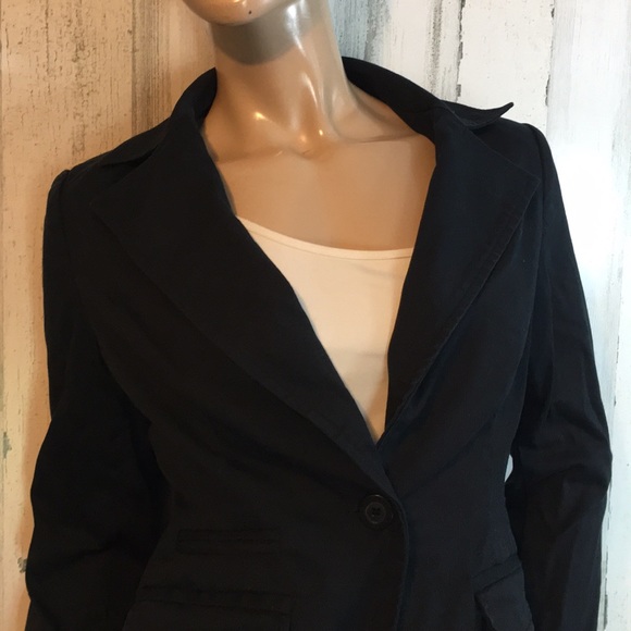 Cute BCBG Black Blazer - Picture 2 of 13